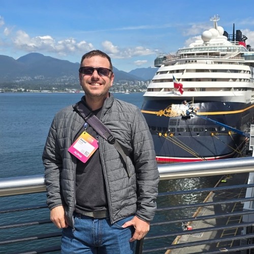 Daniel Plotnik - CEO & Founder of GroupDeck
